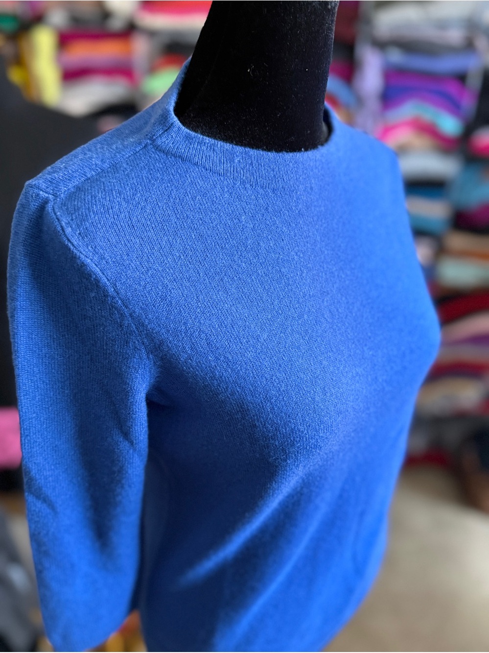 Classic Crewneck Cashmere Sweater in Cobalt Blue